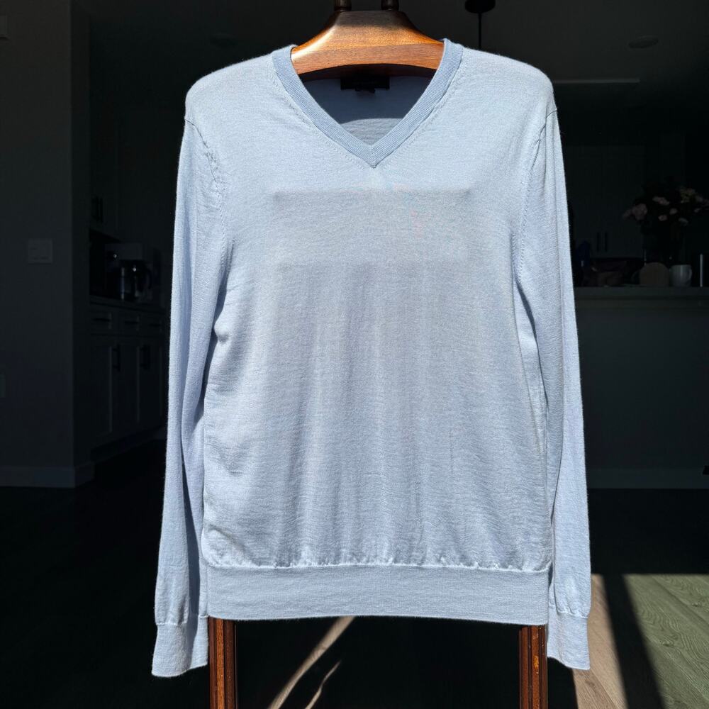 Bloomingdale’s Men’s 100% Cashmere V-Neck Sweater Blue Size L Luxury